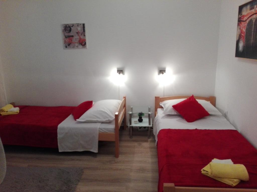 Apartman Drazin Каштела Экстерьер фото