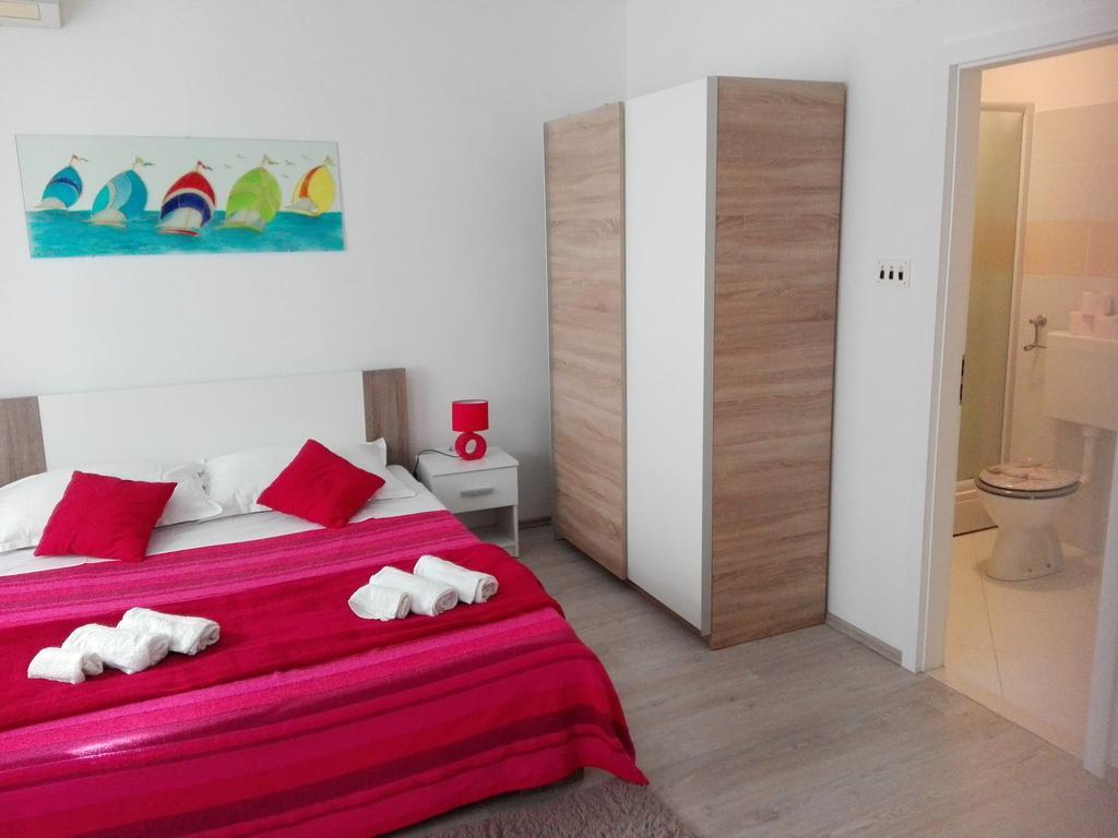 Apartman Drazin Каштела Экстерьер фото