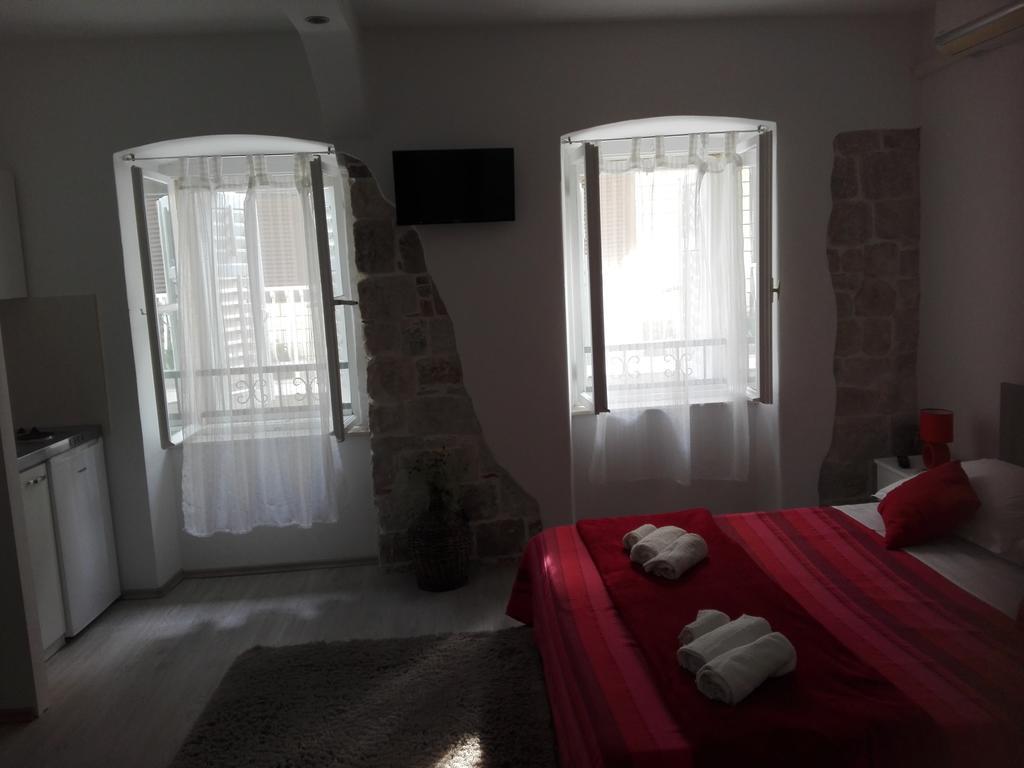 Apartman Drazin Каштела Экстерьер фото